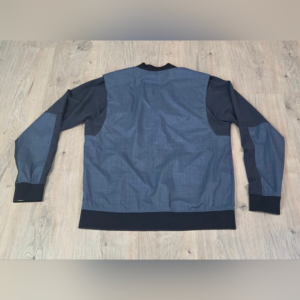 Nike Golf Men's Gray and Black Windbreaker with Neon Accents - Picture 2 of 4